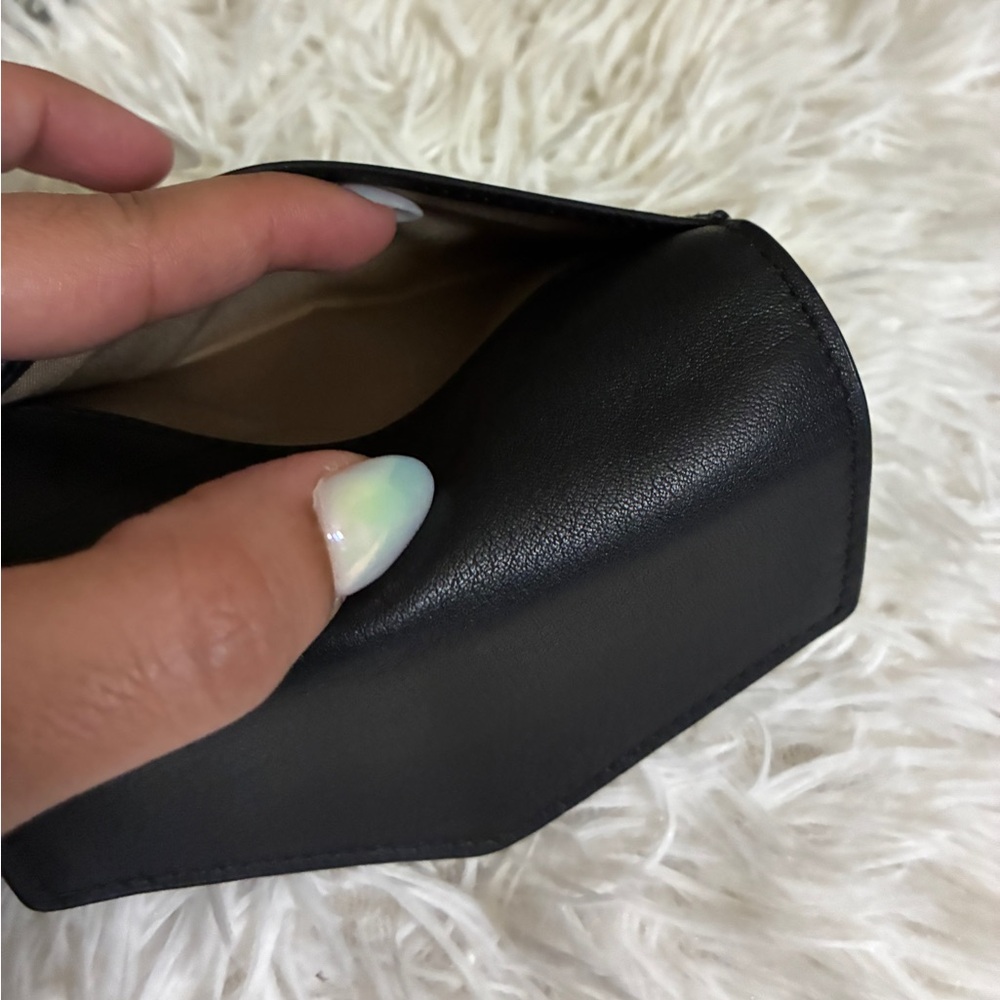 LEATHEROLOGY Haven Compact Wallet 🖤 - Picture 12 of 14